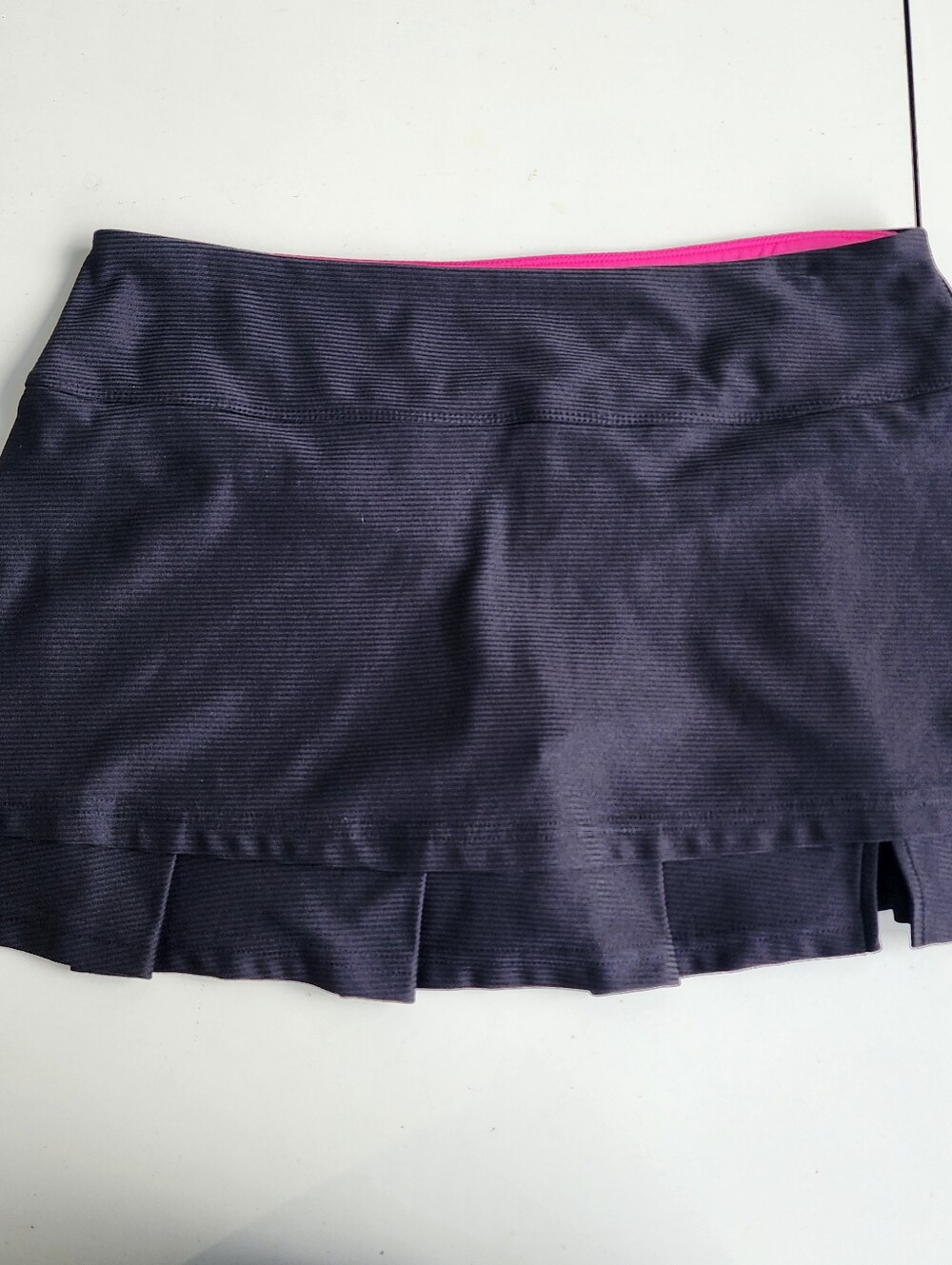 Bolle Tech Women's Black Pleated Tennis Skort Black Textures Built-In Shorts L